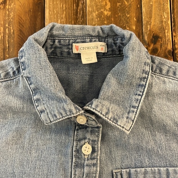 J Crew girls chambray shirt, size 8. - Picture 2 of 3